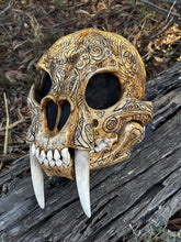 Load image into Gallery viewer, Bearclaw Helm