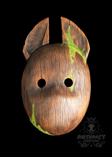 Wood grain mask with Ears and Moss